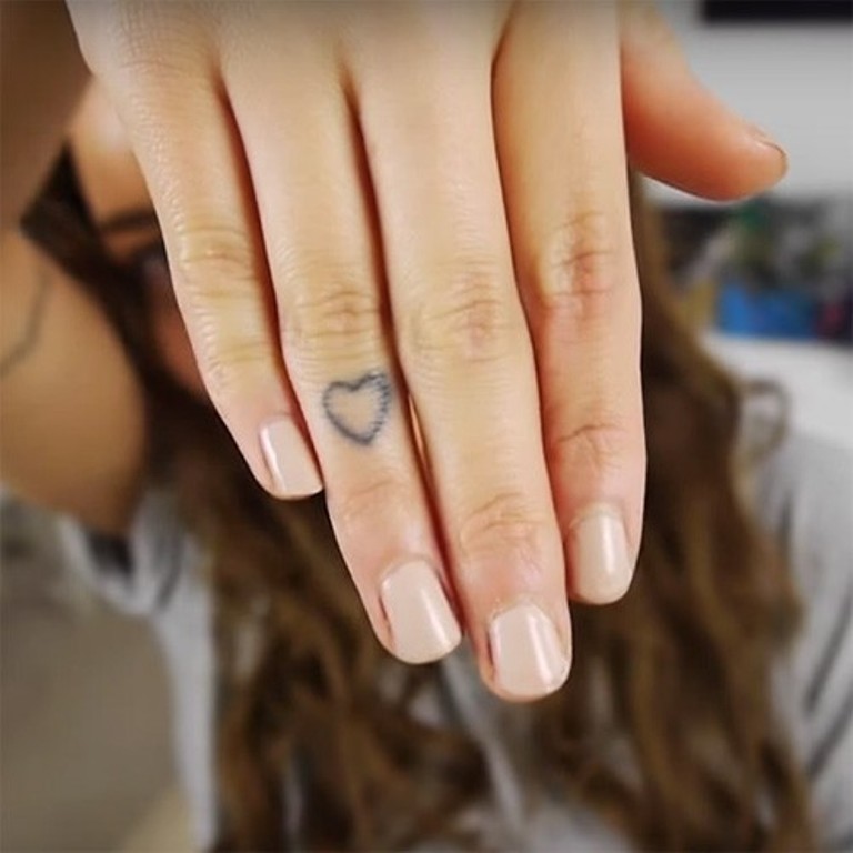 Ariana Grande Love Heart Tattoo Best Tattoo Ideas