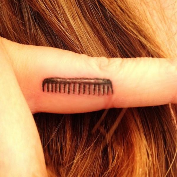 Amazing Finger Tattoo