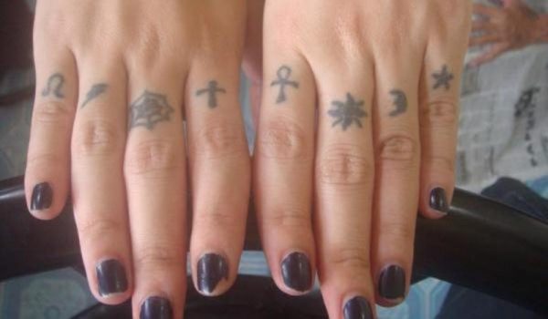 Awesome Finger Tattoo