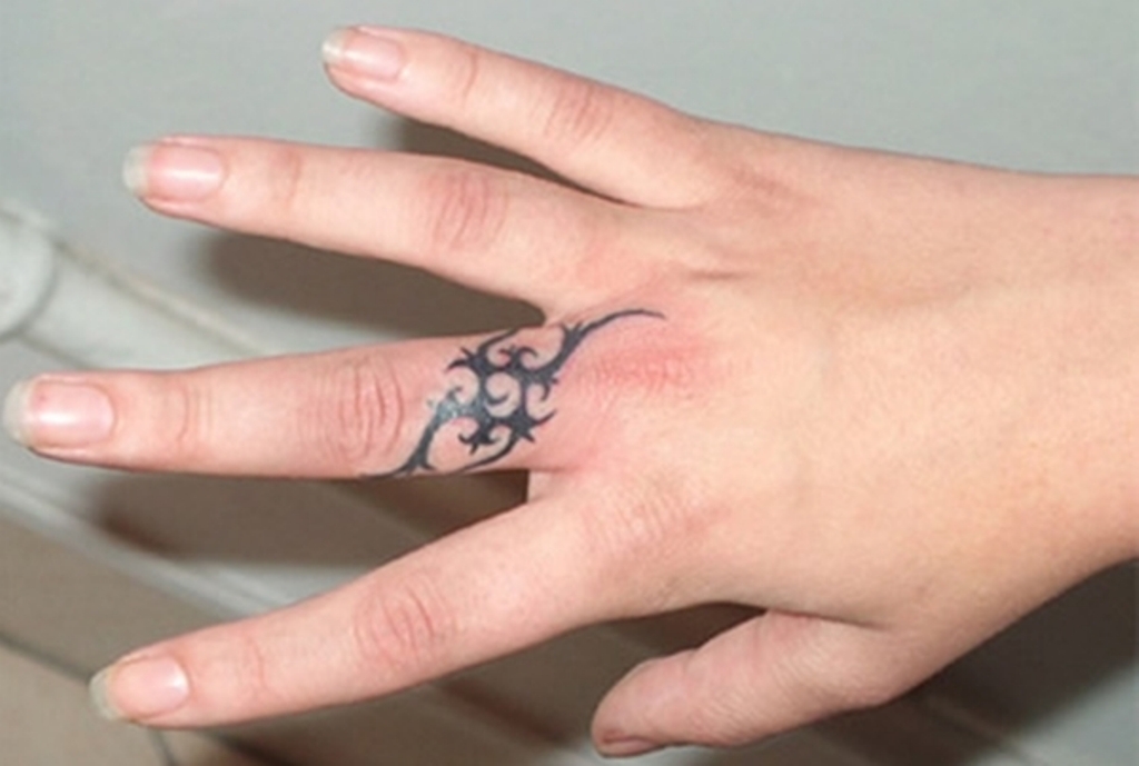 Skalk JEP Sanctie 19 Tribal Tattoos Designs For Fingers