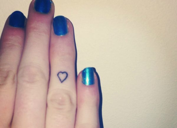 Black heart Tattoo On Finger