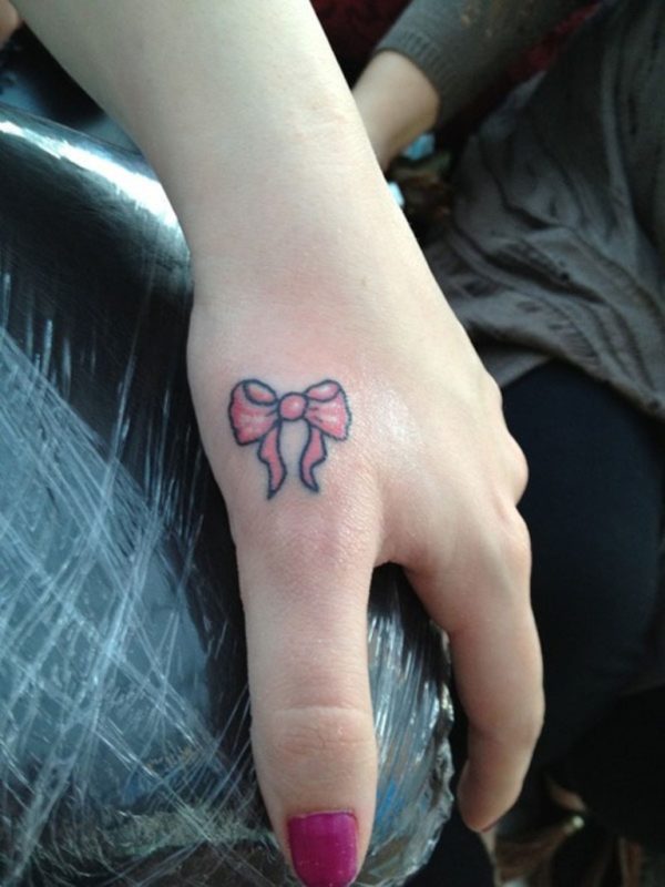 Bow Tattoo Design On Fingers