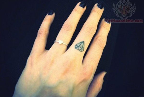 Diamond Tattoo Design On Finger