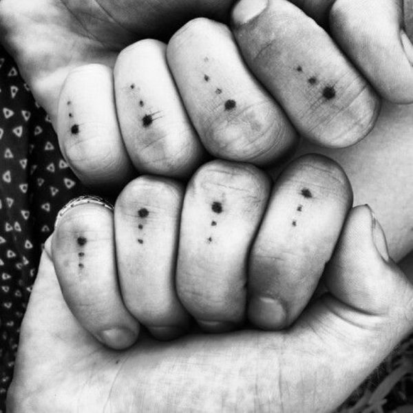 Dots Tattoo On Fingers