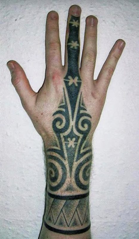 Elegant Tribal Tattoo Design