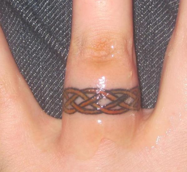 Fantastic Celtic Knot Tattoo