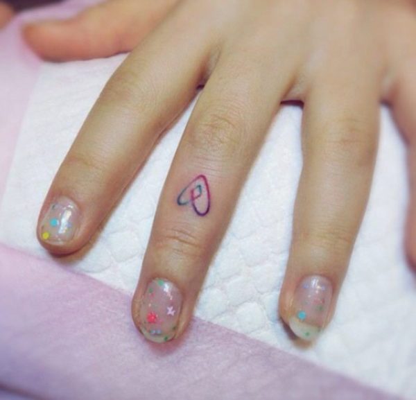 Fantastic Heart Finger Tattoo