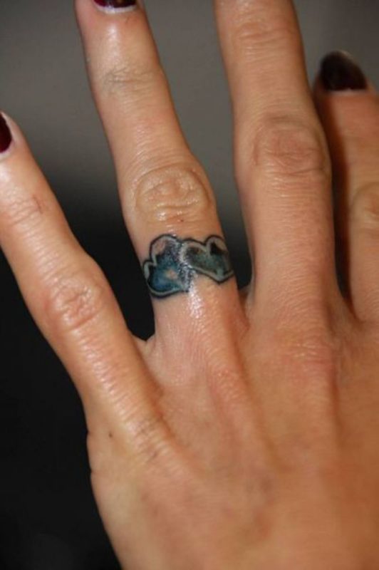 Heart Tattoo Design On Finger