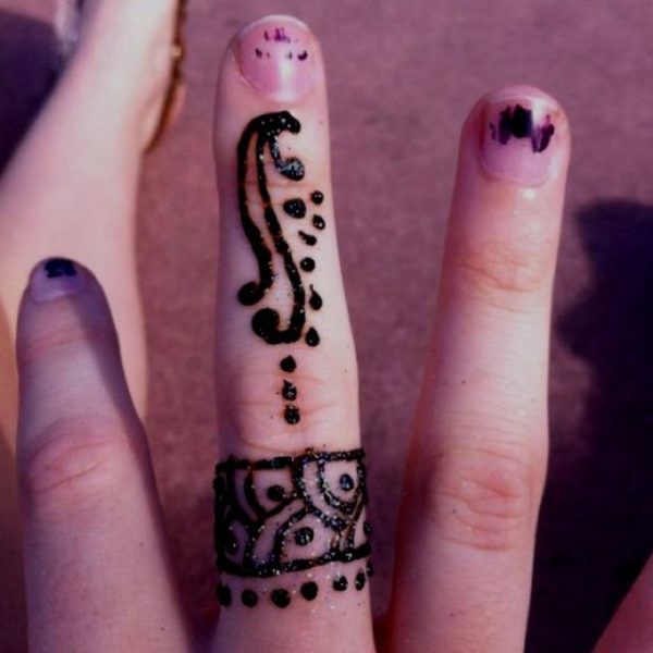 Henna Tattoo Design On Finger