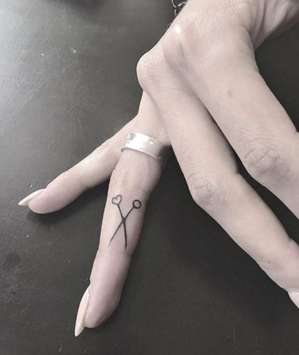 Nice Finger Tattoo