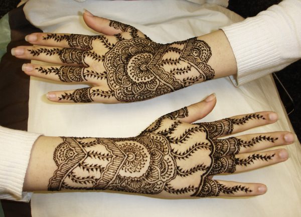 Outer Hand Henna Tattoo