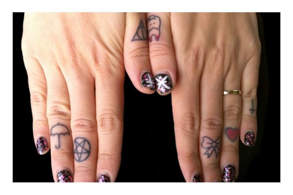 Stylish Finger Tattoo