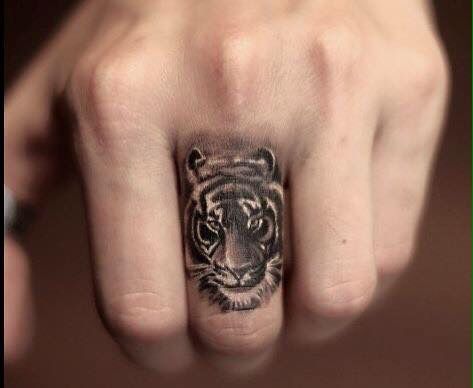 Tiger Tattoo Design On Finger