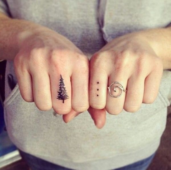 Tree Tattoo On Fingers