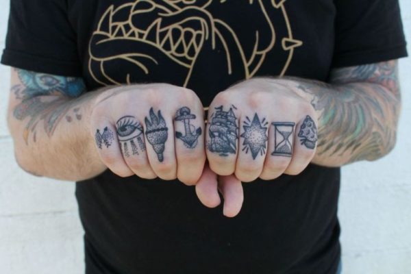 Wonderful knuckle Tattoo